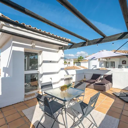 146-charming 2-bedroom Penthouse, Marbella-close To Puerto Banus Appartamento Marbella