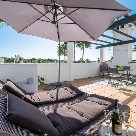 Appartamento 146-charming 2-bedroom Penthouse, Marbella-close To Puerto Banus Marbella