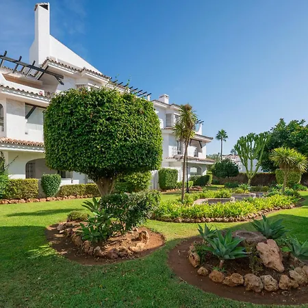 Appartamento 146-charming 2-bedroom Penthouse, Marbella-close To Puerto Banus
