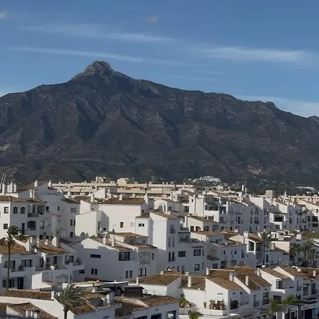146-charming 2-bedroom Penthouse, Marbella-close To Puerto Banus Appartamento Marbella